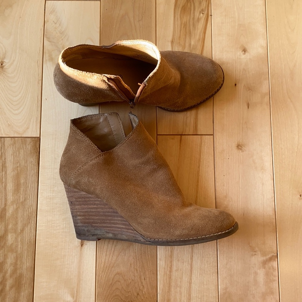 Lucky Brand Yakeena Wedges